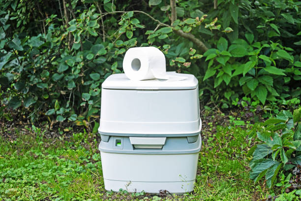 Best Portable toilet rental cost  in Highland, AR